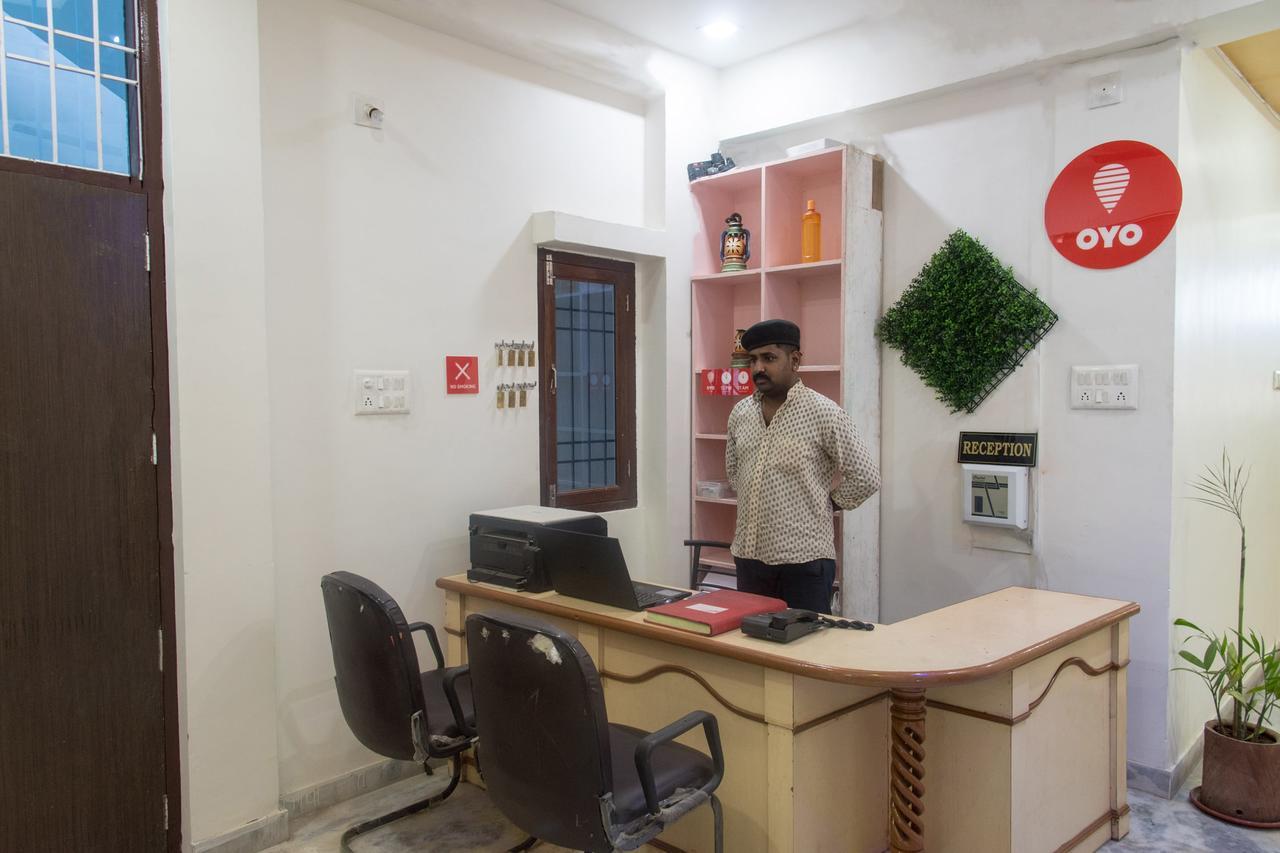 Oyo 11743 Hotel Shree Krishna Udaipur Extérieur photo