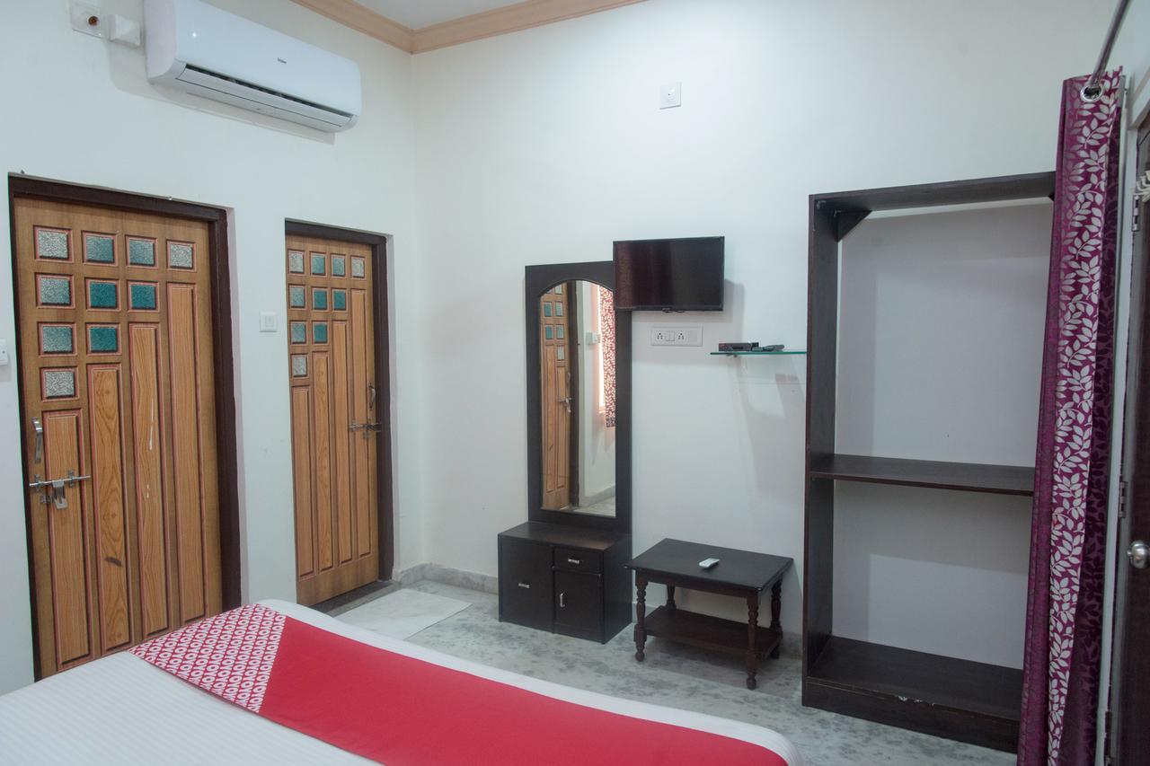 Oyo 11743 Hotel Shree Krishna Udaipur Extérieur photo